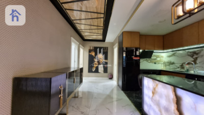 VIP Apartment Image 8