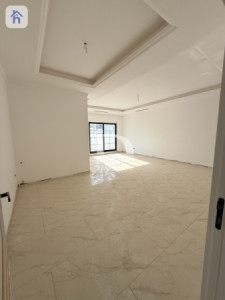 منزل مقابل الحديقة صورة 9