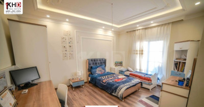 Luxurious House with Multiple Bedrooms Image 17