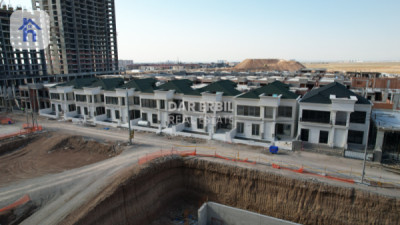 Modern 2-bedroom apartment Image 4