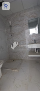 Cozy 1 Bedroom Apartment in Rasan Towers Image 5