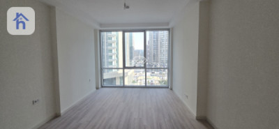 Cozy Apartment in Empire Square image 2