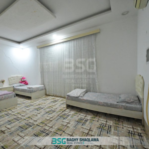 منزل مقابل الحديقة صورة 14