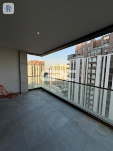 Luxurious 4-Bedroom Apartment for Rent image 3