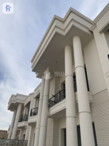 House (240m²) image 2