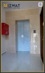 عقار تجاري بخمس طوابق في كرادة image 5