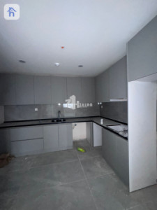 شقة حديثة بغرفتي نوم وإطلالة image 1