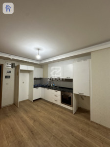 Modern One-Bedroom Apartment Image 3