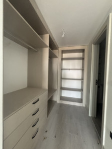 Spacious 3 Bedroom Apartment in Rami Towers image 7