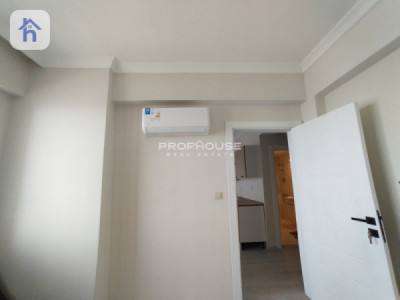 شوقەیەکی نایابی یەک ژووری نوستن وێنە 4