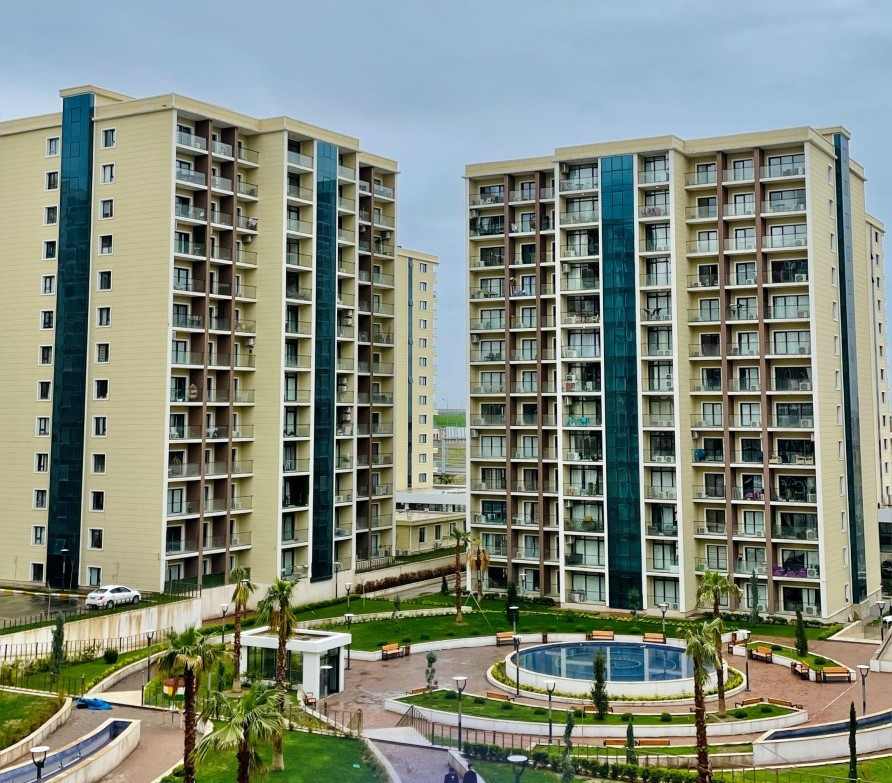شوقەیەکی سێ ژووری نوستن وە دیمەنێکی نایاب