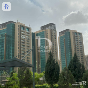 شوقەی ڕاخراو بۆ فرۆشتن وێنە 3