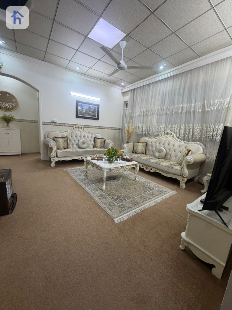 House For Sale in 32 park Resim 7