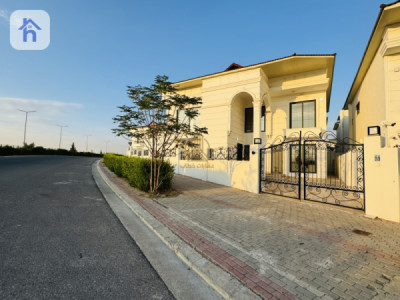 Modern House Image 3