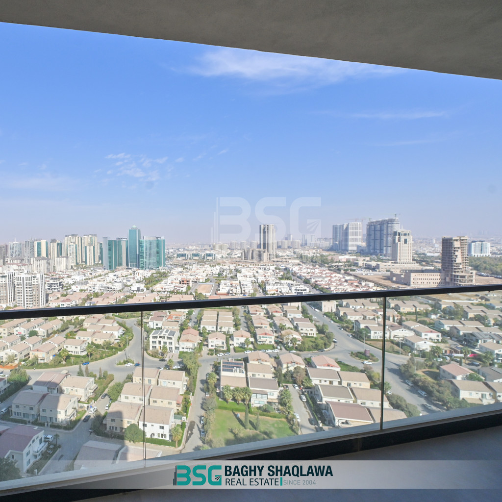 لدینا شقة VIP  للبیع في رامي تاور