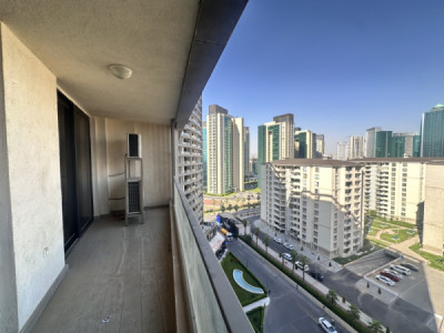 Contemporary Living in Empire Pearl Towers p6 Image 7