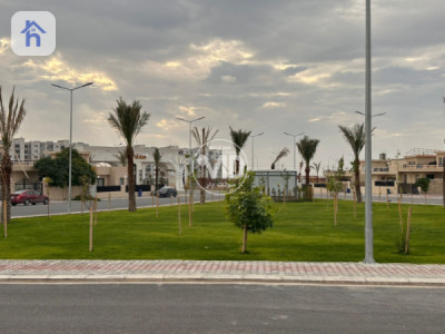 بيت واسع للبيع في سلافا ستي 2 صورة 11