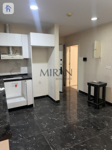 Elegant 3-Bedroom Apartment in Prime Location image 2