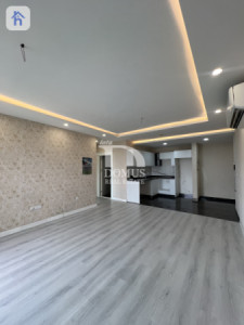 Modern Two-Bedroom Apartment in Prime Location Image 3