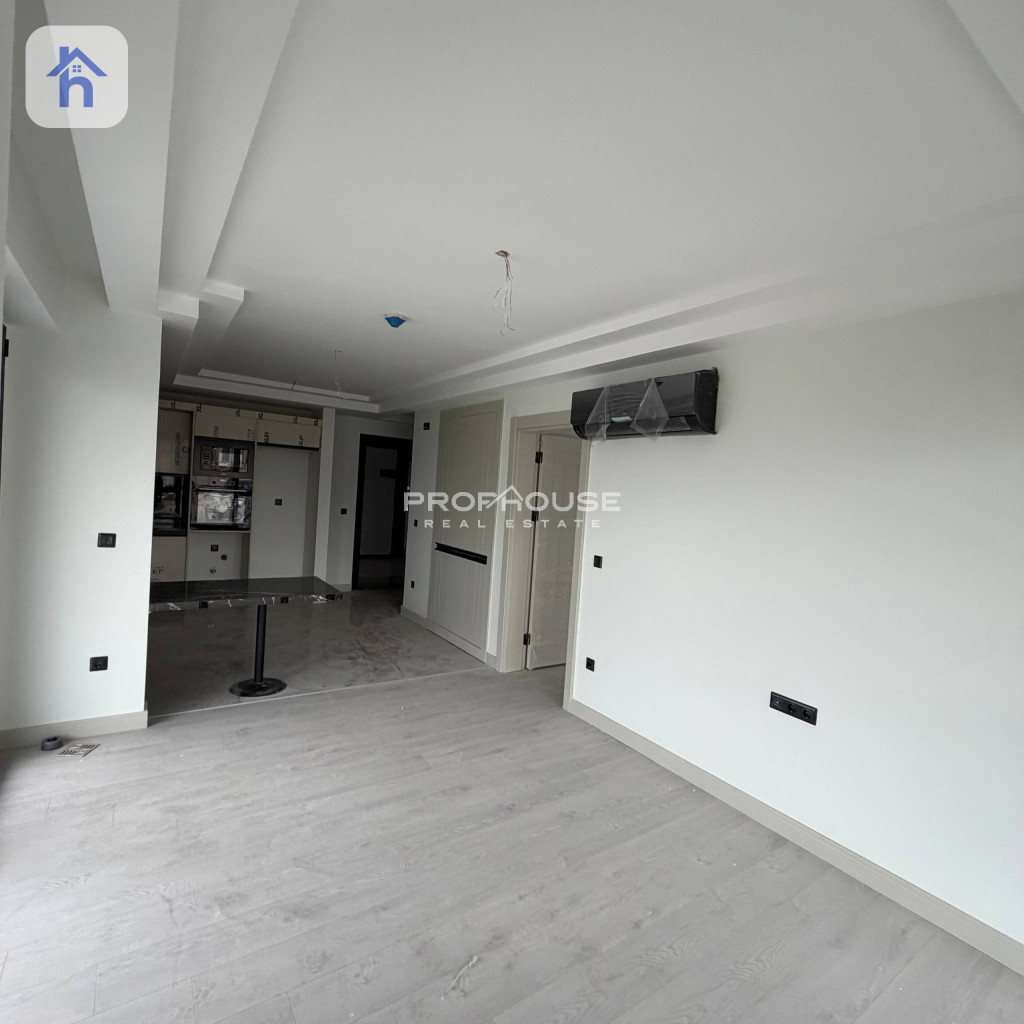 Cozy Apartment in Rami Towers