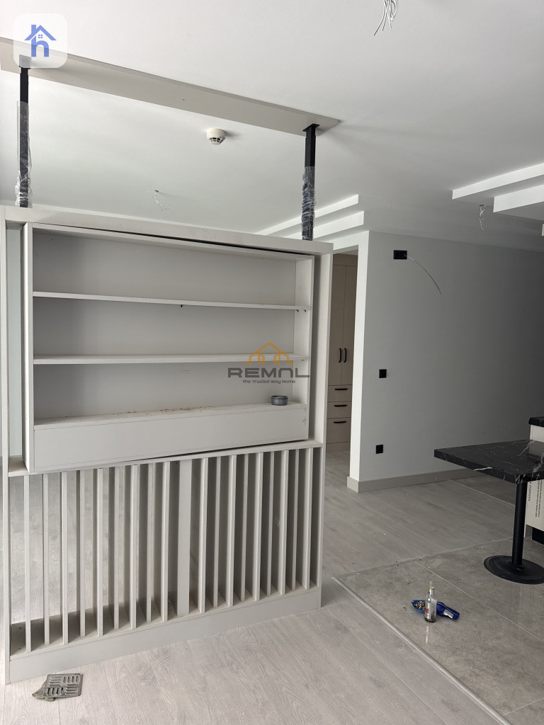 Studio Apartment Image 2