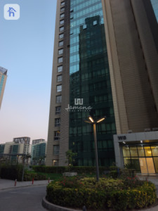 شوقەیەکی ڕووناک لە شوێنێکی سەرەکی وێنە 10