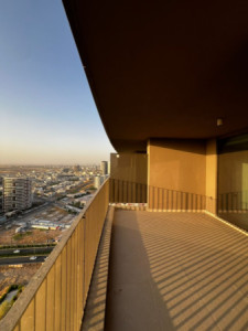 Spacious Apartment in Cavalli Tower image 13
