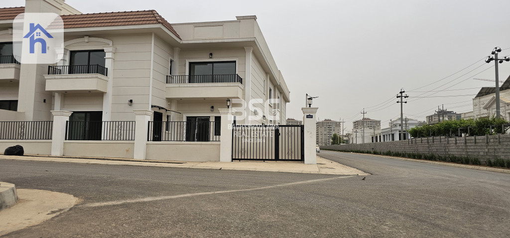 Spacious 5 Bedroom House in Ashti City 2