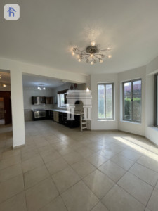 House For Rent Image 10