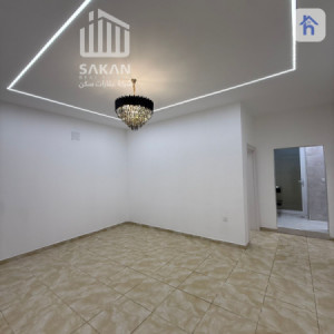One Floor House image 6