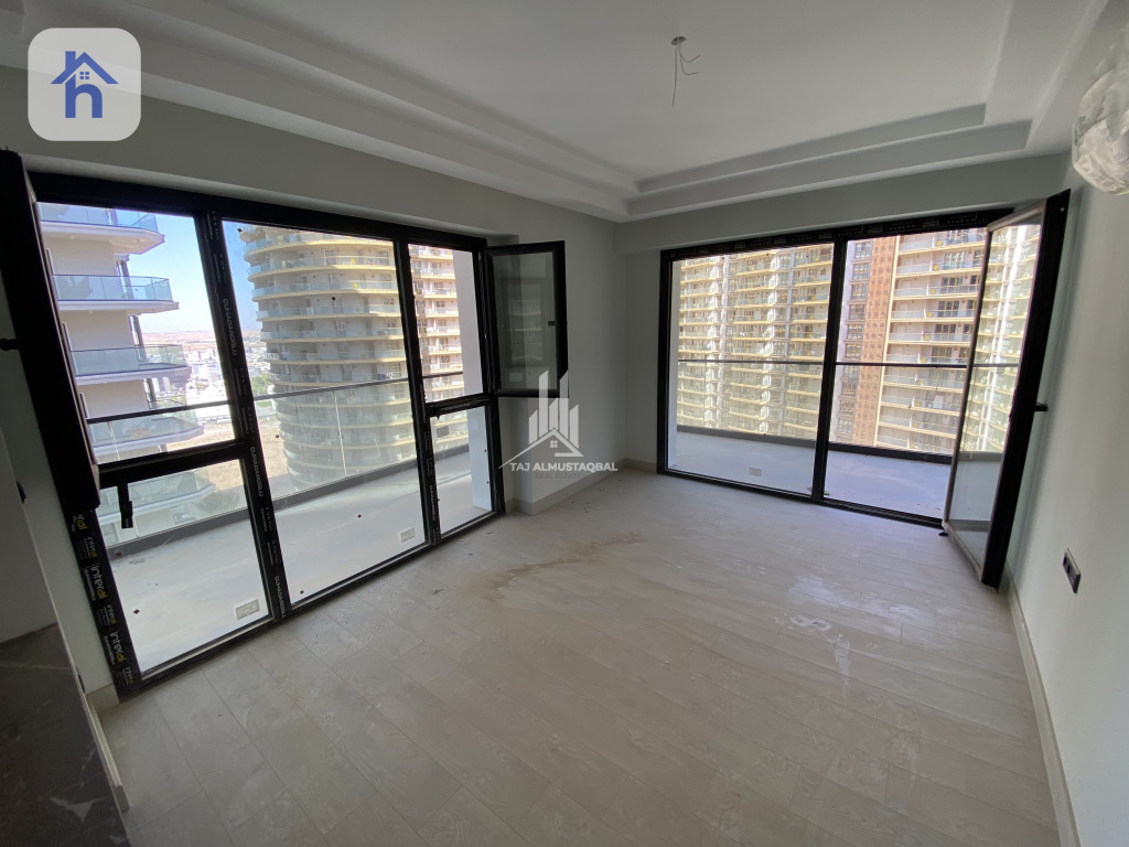 Modern Apartment in Rami Towers