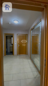 Luxurious 3-Bedroom Apartment Image 7