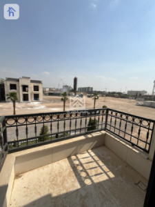 Beautiful 5-Bedroom Home in Erbil image 16
