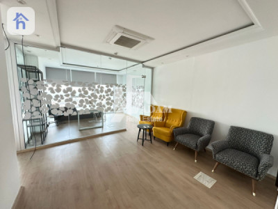 شوێنی ئۆفیسێکی نایاب بۆ کرێ لە ئیمپایەر بزنس تاوەرز وێنە 4