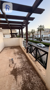 Spacious Villa with 4 Bedrooms Resim 4