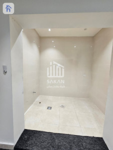 House (516m²) image 16