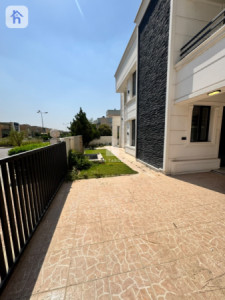 Corner House Resim 3