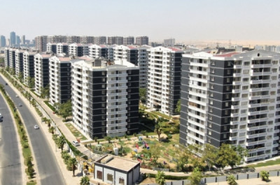 Modern Apartment with 4 Bedrooms image 2