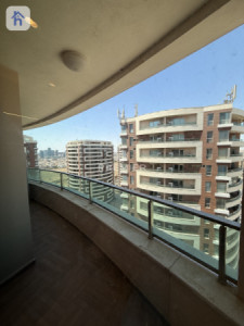 Luxurious 4-Bedroom Apartment with Stunning Views image 19