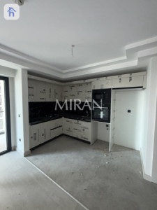 Studio Apartment image 3