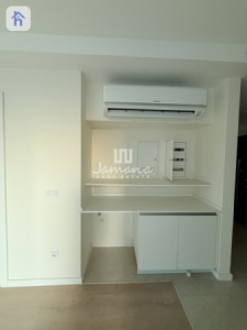 Modern 1 Bedroom Apartment Image 7