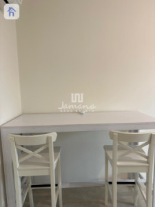 Modern Apartment in Empire Wings Image 6