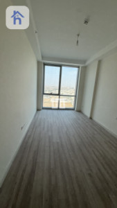 Spacious Modern Apartment image 12