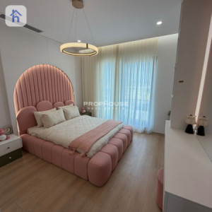Modern House image 11
