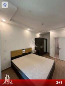 Modern Apartment with Stunning Views Image 7