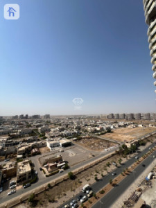 Modern 4-Bedroom Apartment in Highrise Image 10