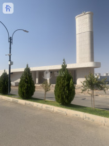 منزل عائلي واسع في ماس هيلز image 10