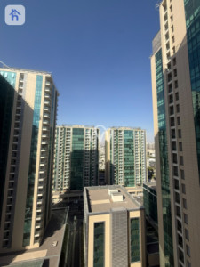 Studio Apartment image 6