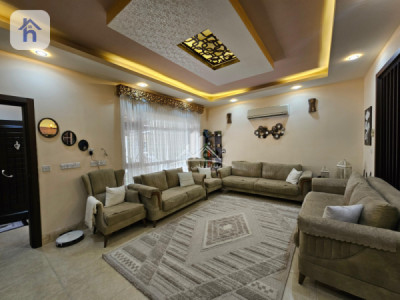 Modern House with 3 Bedrooms Image 10