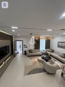 Spacious Family Home in Asco Village image 4